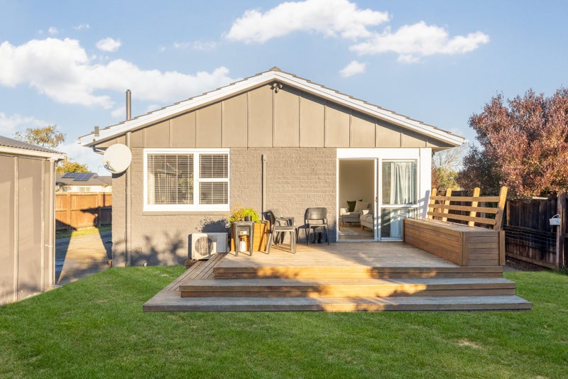 6 Sophora Place, Parklands, Christchurch - Carousel 1