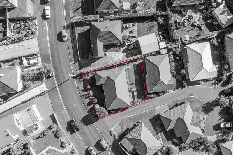 34 Burgess Street, Green Island, Dunedin - Carousel 17