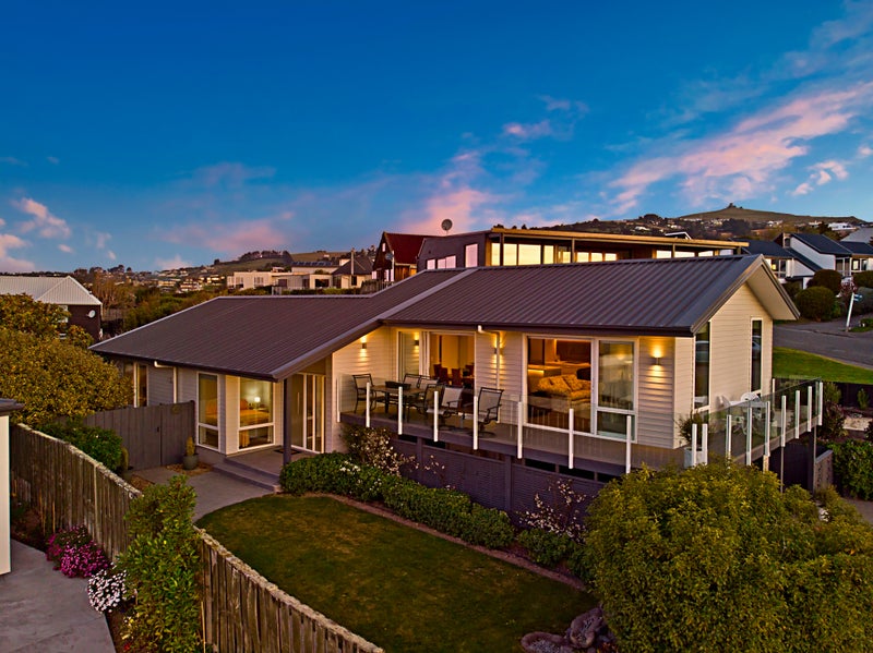 42 Santa Maria Avenue, Mount Pleasant, Christchurch - Carousel 1