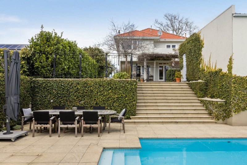 9 Cobden Road, Bluff Hill, Napier - Carousel 25