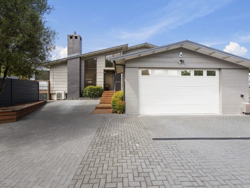 11 Icarus Place, Sunnybrook, Rotorua - Carousel 1