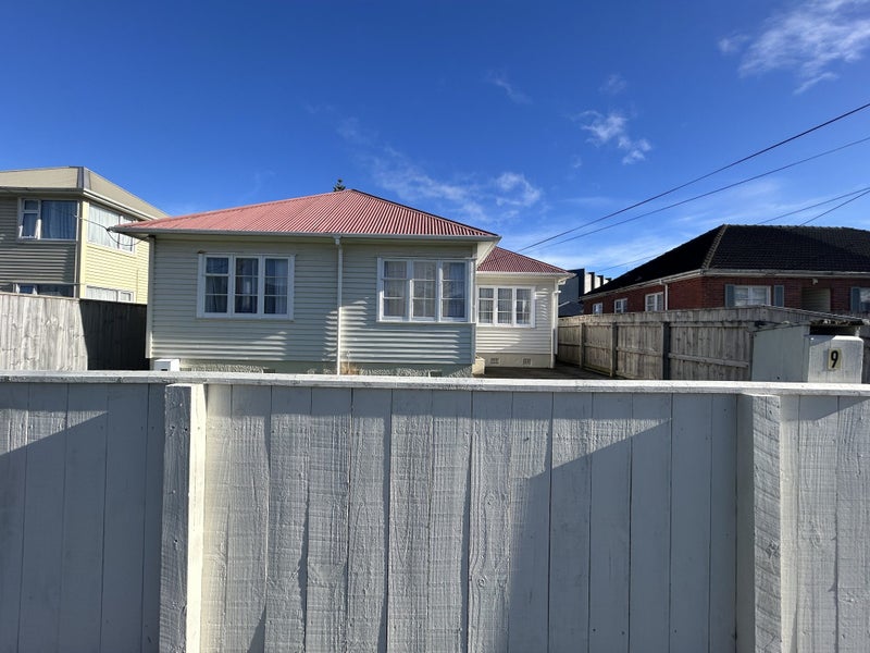 0 , Boulcott - Carousel 14