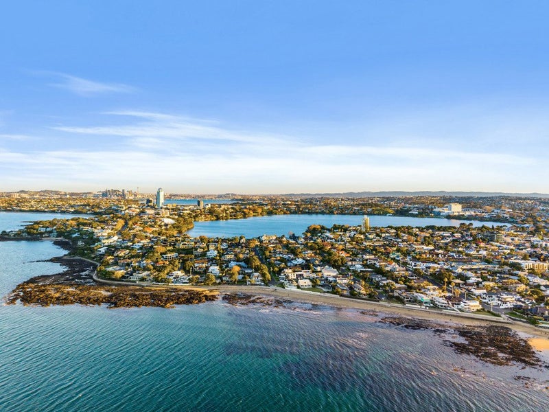 7/38 Kitchener Road, Milford, Auckland - Carousel 13