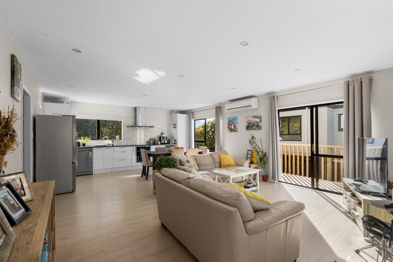 2/78 Salisbury Road, Birkdale, Auckland - Carousel 2