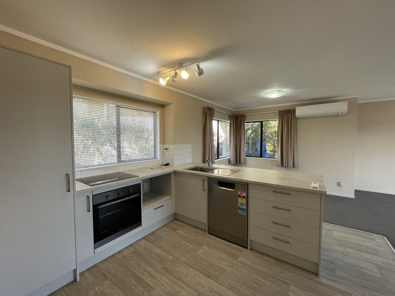 6B Michael Way, Judea, Tauranga - Carousel 2