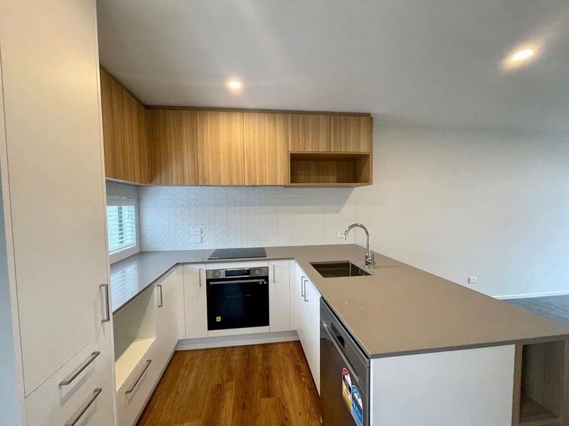 16/129 Tancred Street, Linwood, Christchurch - Carousel 2