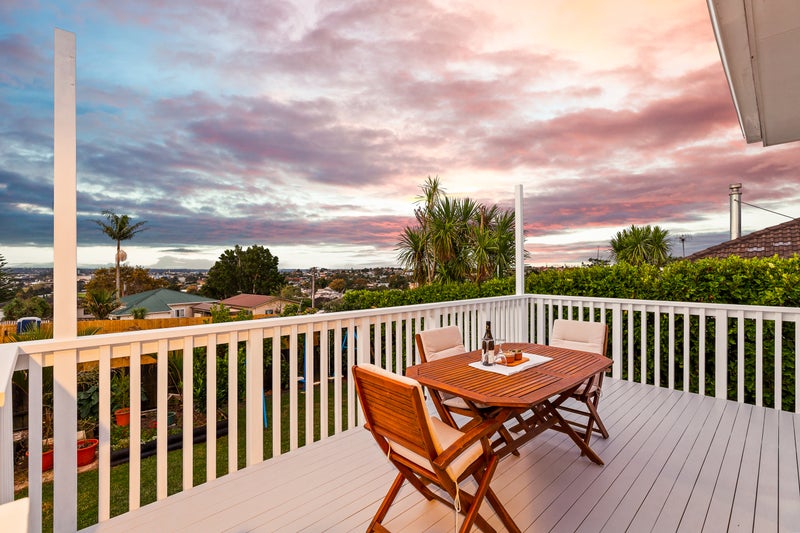 3/57 Sunnyside Road, Sunnyvale, Auckland - Carousel 1