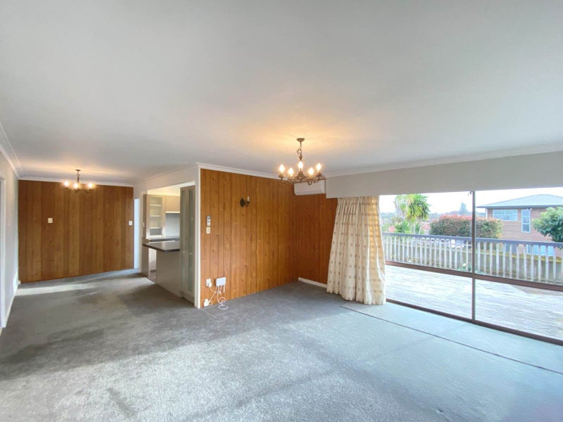 74A Litten Road, Cockle Bay, Auckland - Carousel 21