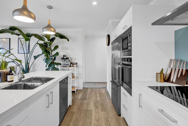 31 Jules Crescent, Bell Block, New Plymouth - Carousel 2