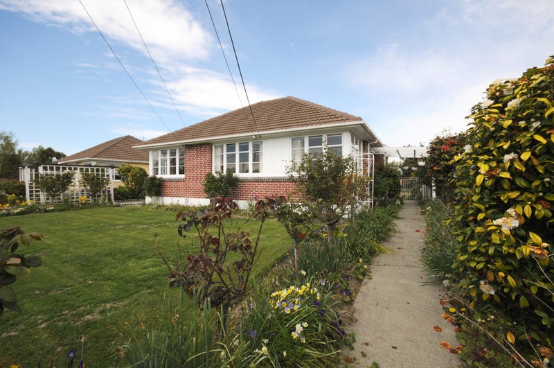 18 Rowcliffe Crescent, Avonside, Christchurch - Carousel 2