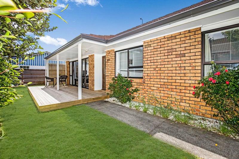 44B Manse Road, Pahurehure, Papakura - Carousel 1