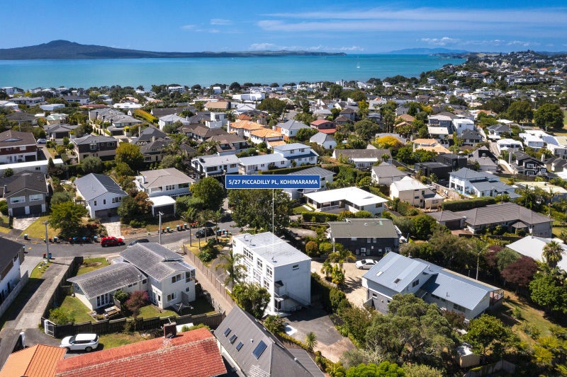 5/27 Piccadilly Place, Kohimarama, Auckland - Carousel 2