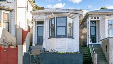 104 Wallace Street, Mount Cook, Wellington - Carousel 1