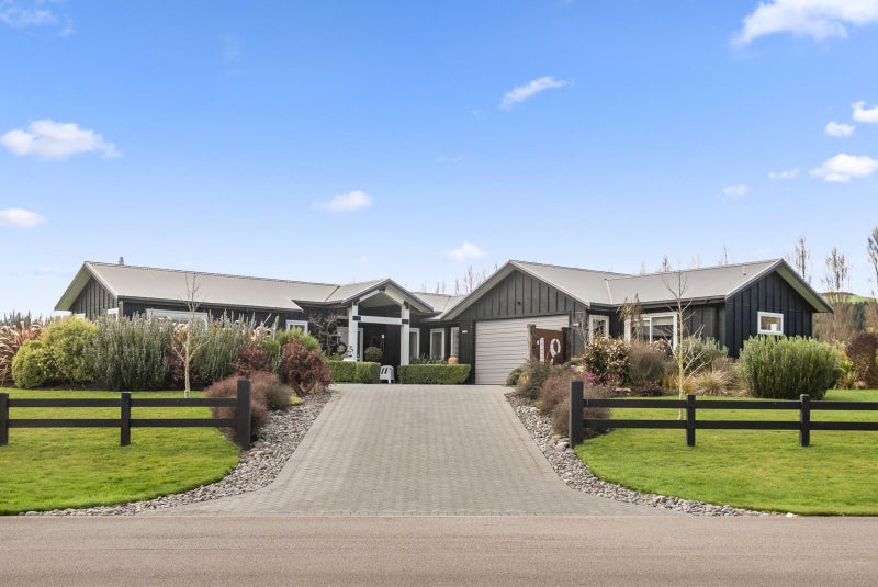 18/500 Kinloch Road, Taupo - Carousel 1