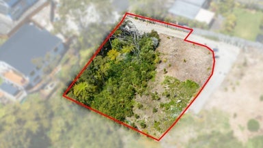 2 Happeace Lane, Titirangi, Auckland - Carousel 1