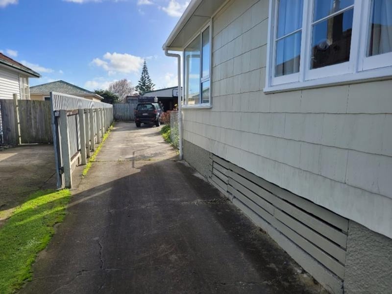 11 Clyde Crescent, Roslyn, Palmerston North - Carousel 2