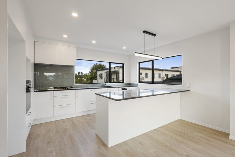 20F Acorn Street, Royal Oak, Auckland - Carousel 2