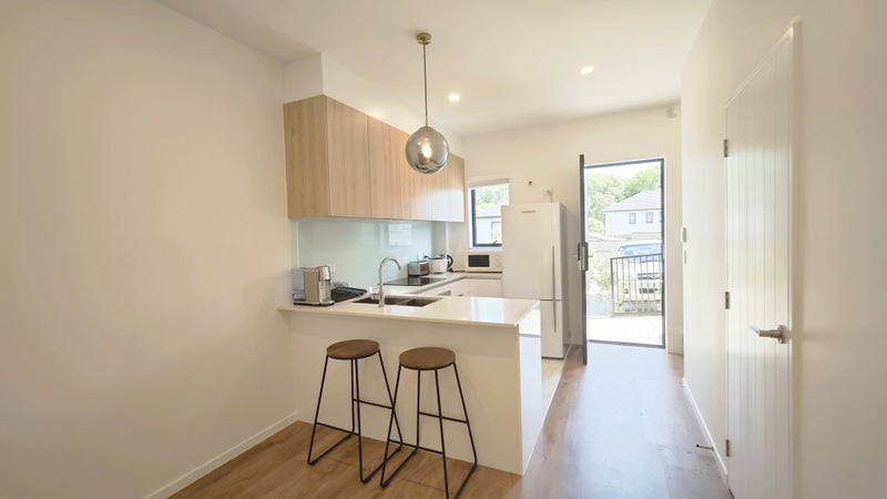 14/26 Springvale Drive, Fairview Heights, Auckland - Carousel 2