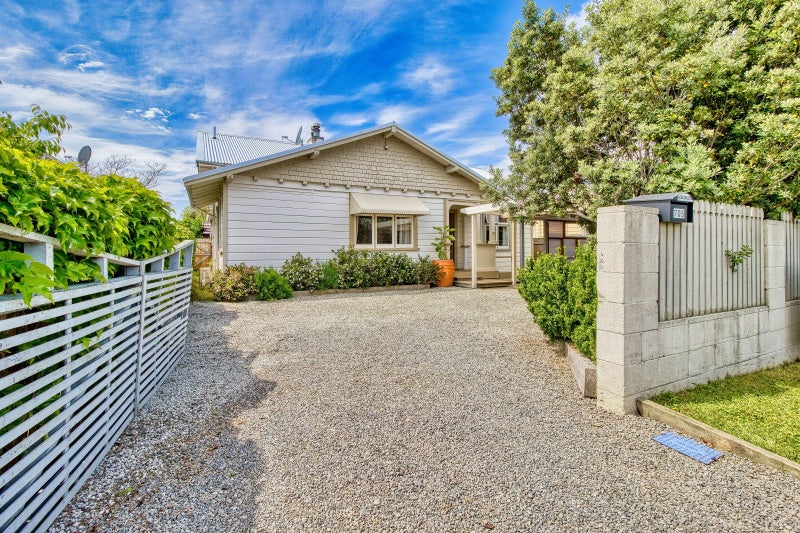 705 Methuen Street, Saint Leonards, Hastings - Carousel 1