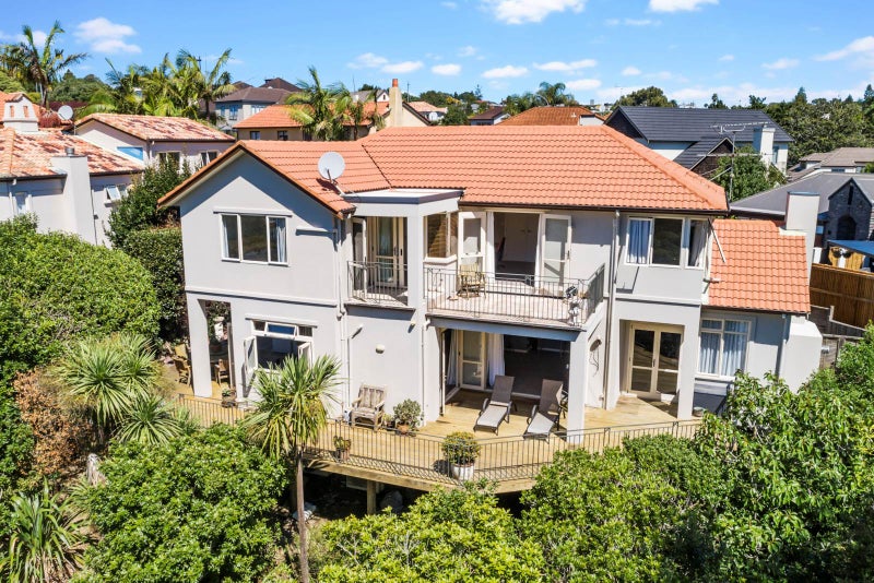 17 Lucia Glade, Meadowbank, Auckland - Carousel 20