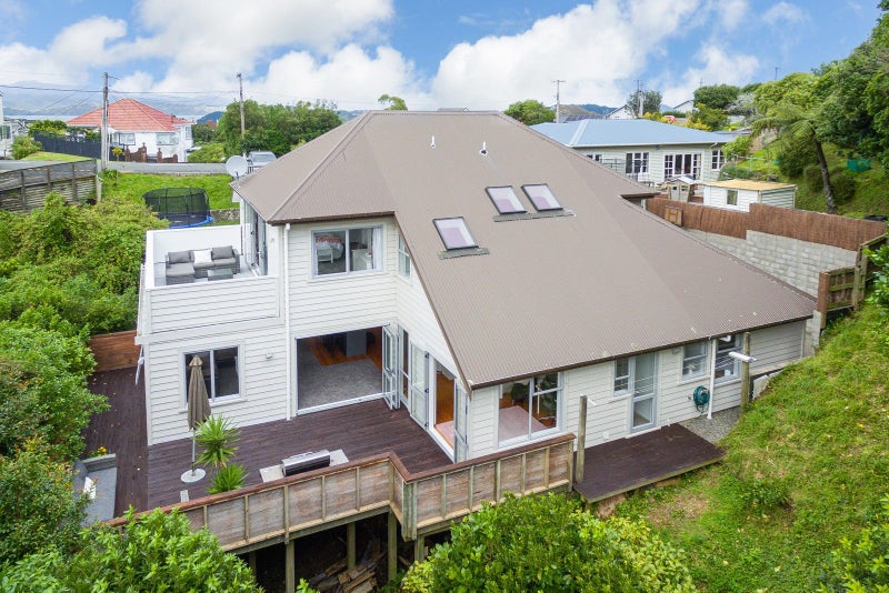 35A Mandalay Terrace, Khandallah, Wellington - Carousel 1
