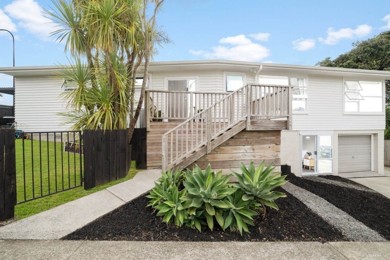 42 Spencer Road, Pinehill, Auckland - Carousel 1