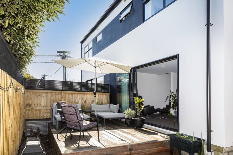 2/38 Wildberry Street, Woolston, Christchurch - Carousel 10