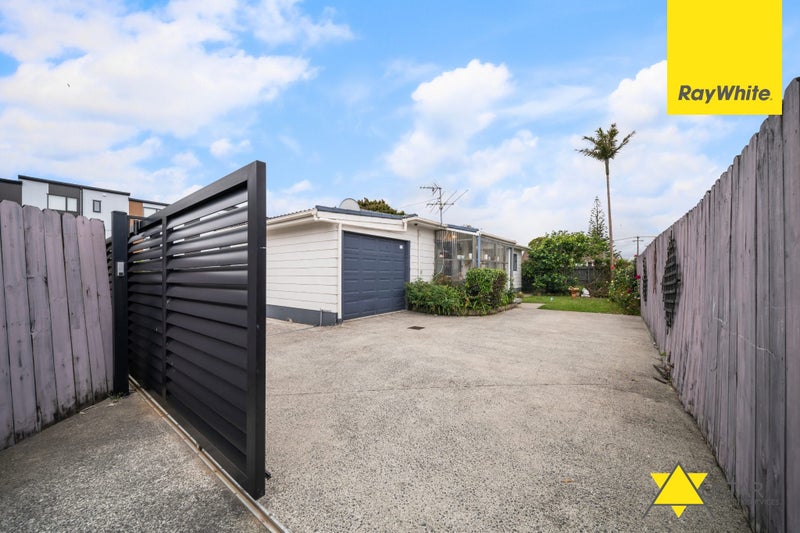 123A Stoddard Road, Wesley, Auckland - Carousel 14