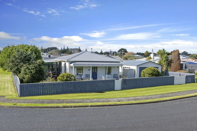 82 East Street, Pukekohe, Pukekohe - Carousel 1