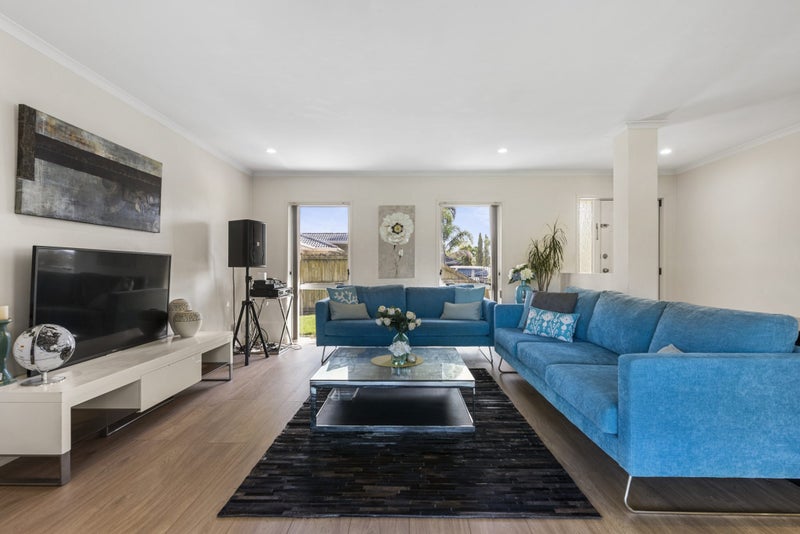 12 Brosna Place, East Tamaki, Auckland - Carousel 2