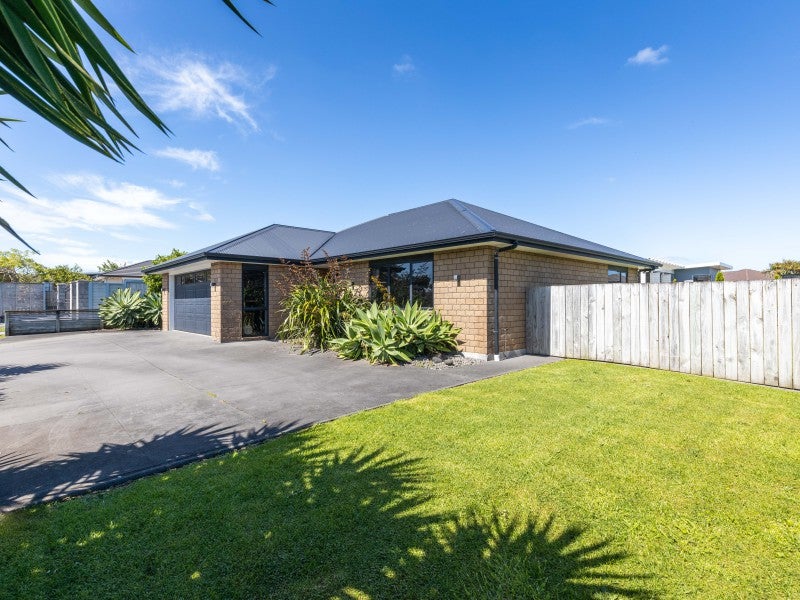 51 Dillon Drive, Bell Block, New Plymouth - Carousel 1