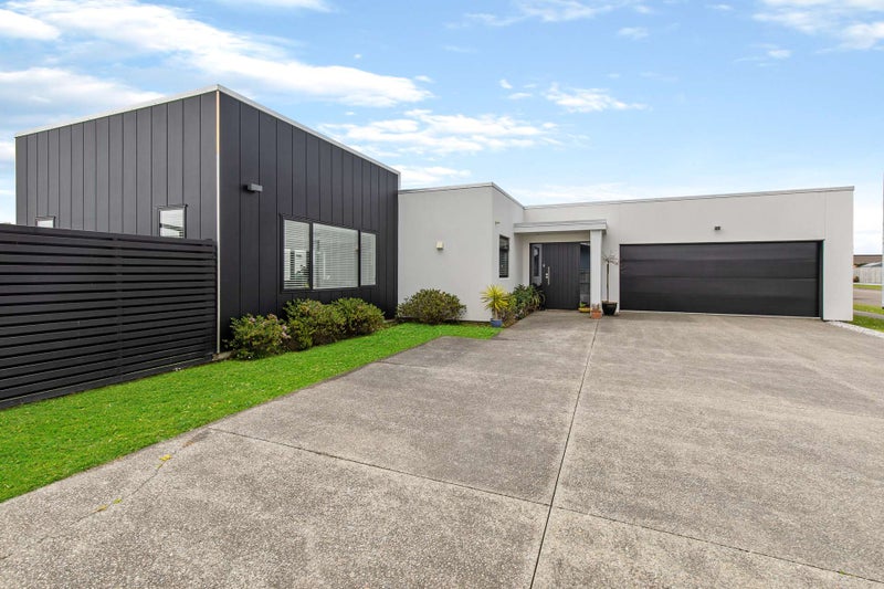 79 Rosalie Terrace, Kelvin Grove, Palmerston North - Carousel 2