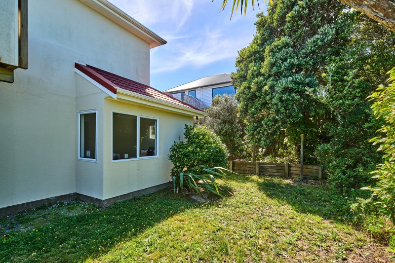 25 Bowes Crescent, Strathmore Park, Wellington - Carousel 15