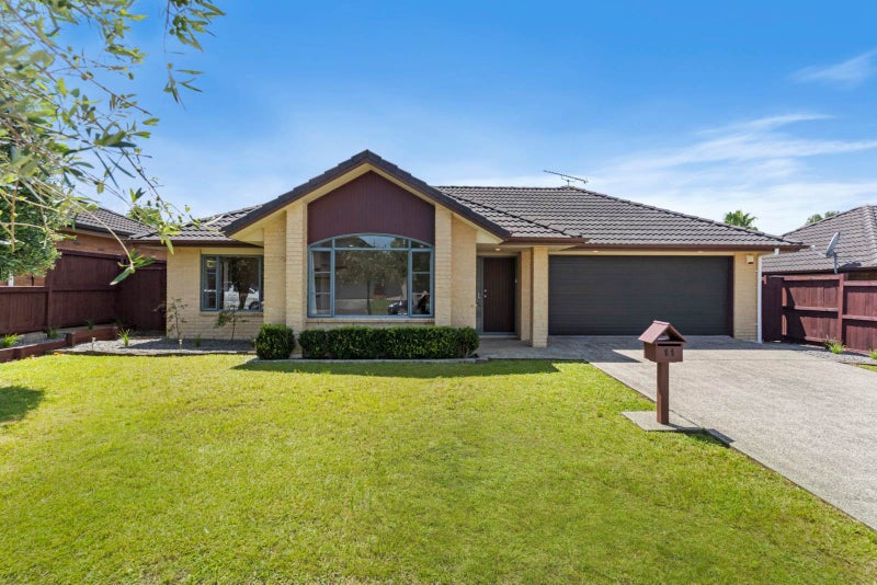 11 Franshell Crescent, East Tamaki, Auckland - Carousel 1