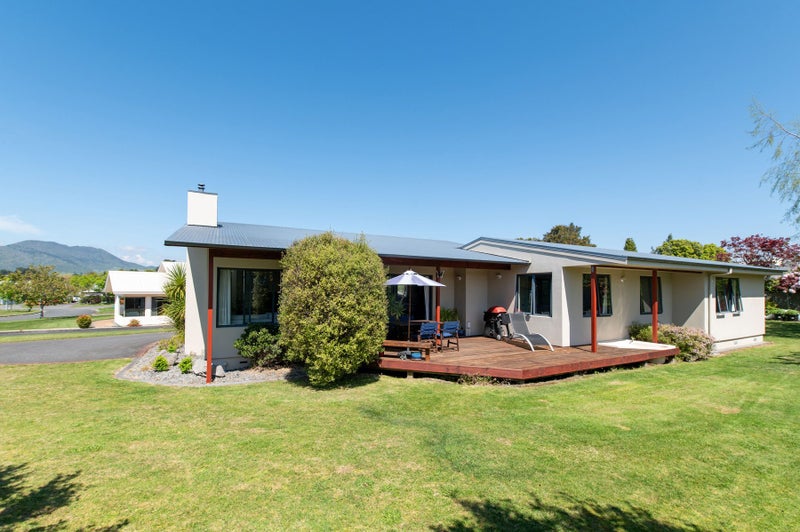 16 Robinson Terrace, Rangatira Park, Taupo - Carousel 2