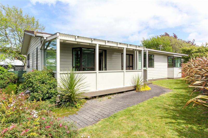 54 Branch Road, Highlands Park, New Plymouth - Carousel 1