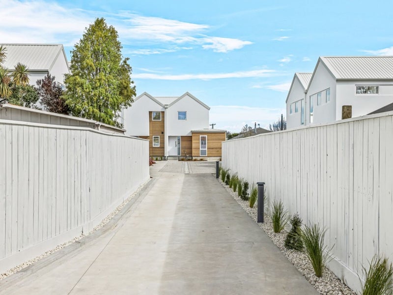 4/24 Dampier Street, Woolston, Christchurch - Carousel 14