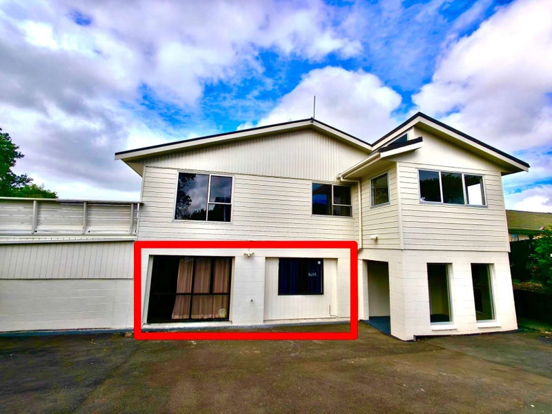 8 Widmore Drive, Massey, Auckland - Carousel 1