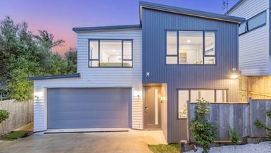 35A Deanna Drive, West Harbour, Auckland - Carousel 1