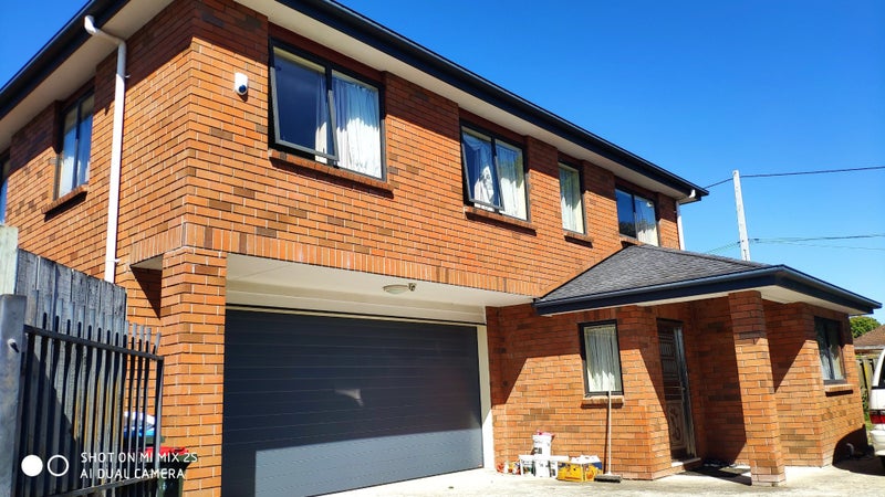 721 Sandringham Extension, MOUNT ROSKILL, AUCKLAND - Carousel 1