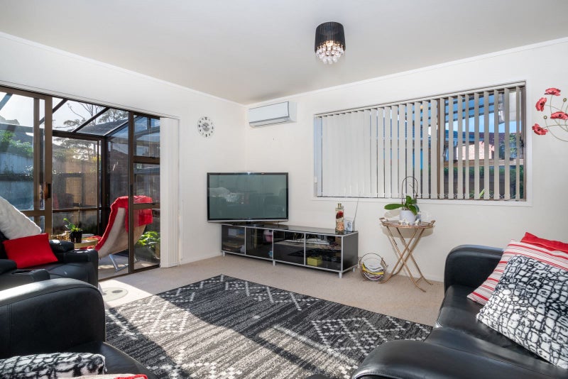 12 Annette Avenue, Te Atatu South, Auckland - Carousel 19