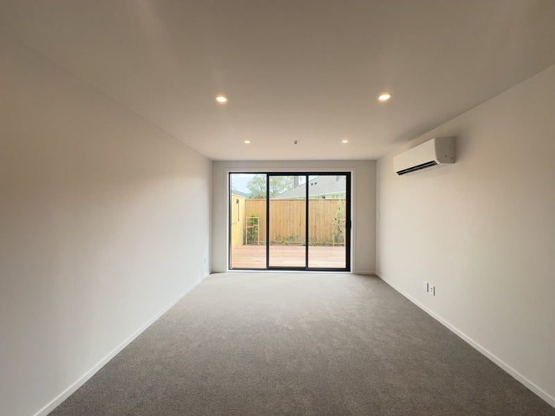 20/7 Johnston Grove, Taita, Lower Hutt - Carousel 2
