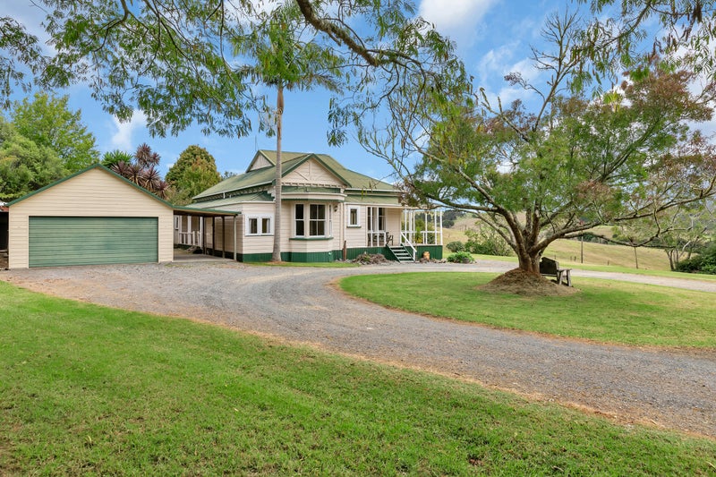 25 Tavinor Road, Whangarei - Carousel 1