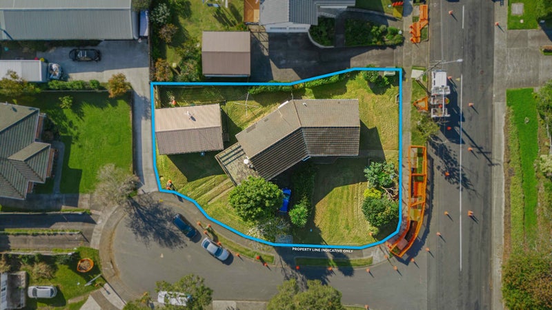 90 Taylor Road, Mangere Bridge, Auckland - Carousel 1