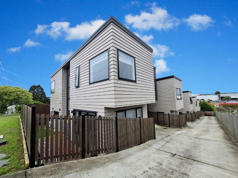 39A Marion Avenue, Mount Roskill, Auckland - Carousel 2