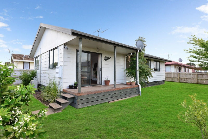 27G Breckons Avenue, Nawton, Hamilton - Carousel 2