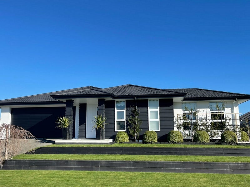 6 Puketutu Grove, Motueka - Carousel 1