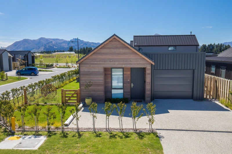 2 Leaning Rock RD, Springvale, ALEXANDRA - Carousel 16