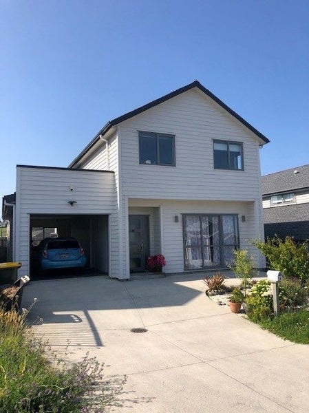 14 Kaipuke Crescent, Gulf Harbour, Whangaparaoa - Carousel 1