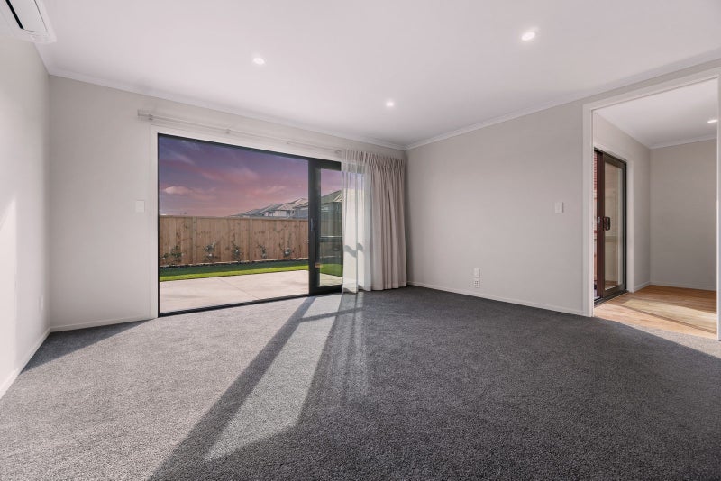 27 Kakariki Lane, Rototuna North, Hamilton - Carousel 13